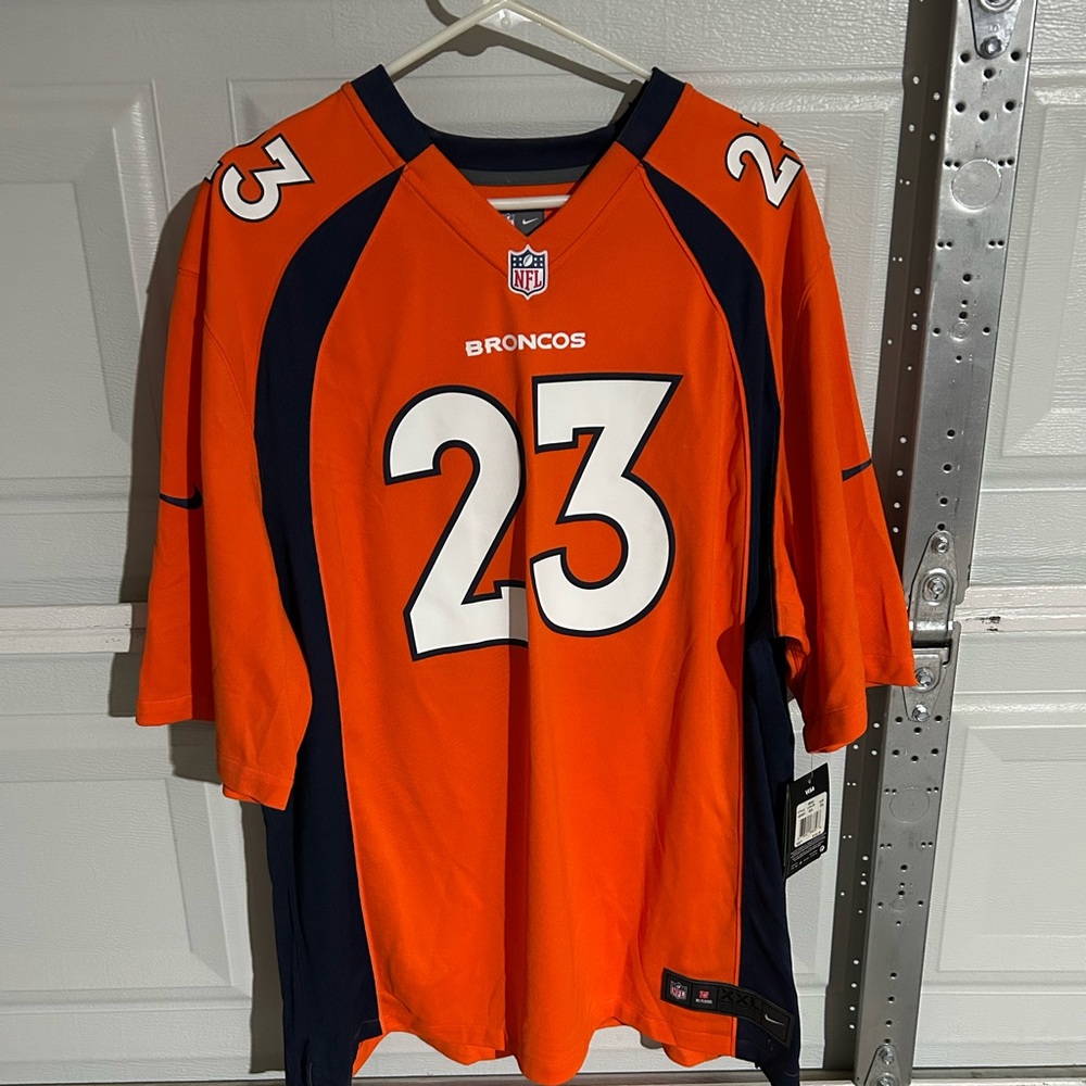 NFL Broncos McGahee jersey. Size XXL. Brand new.